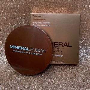 Mineral Fusion Bronzer - Sunkissed Warmth